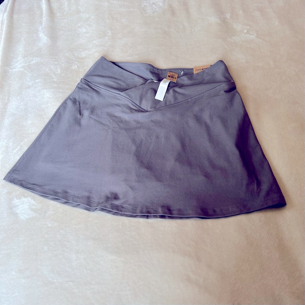 PINK by Victoria Secret NWT hi-waist V crossover skort size XL